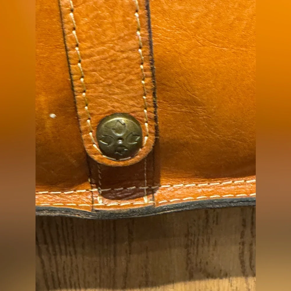 Patricia Nash Venezia Tan Leather Pouch Slim Crossbody Bag.